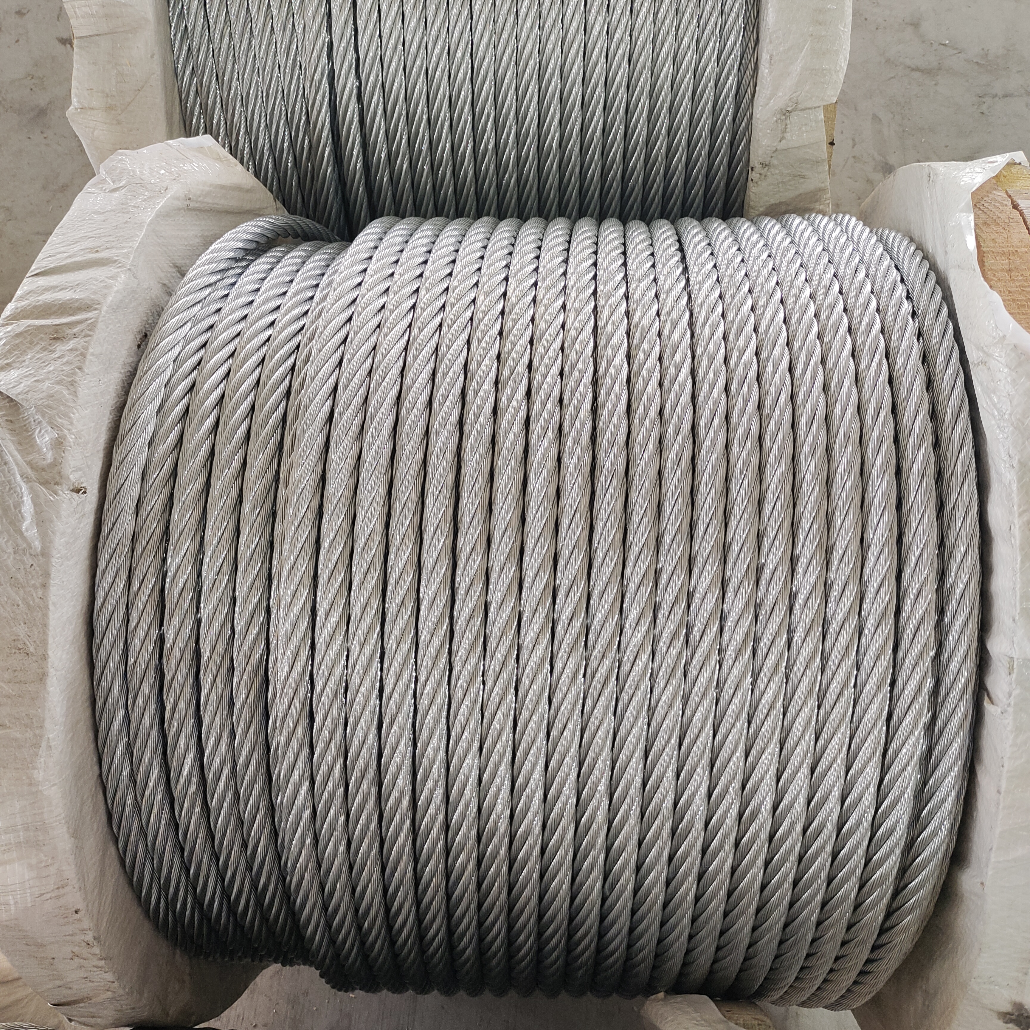 Galvanized Steel Wire Rope 7x19 6x19+FC Lifting Rope